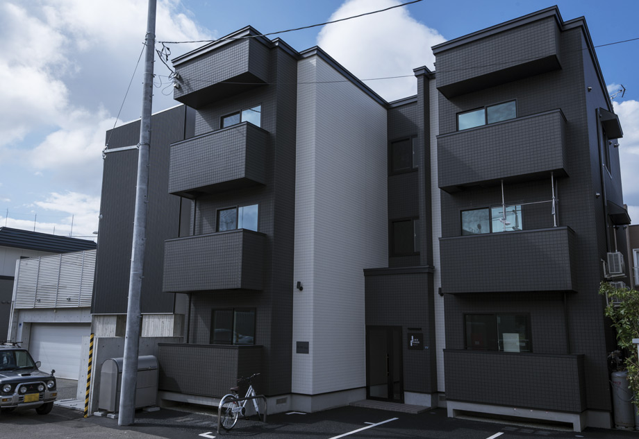 札幌市東区北7条13丁目アパート